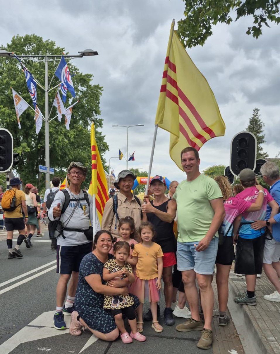 Lá cờ tại Vierdaagse